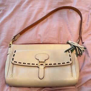 Elegant Cream Leather Shoulder Bag